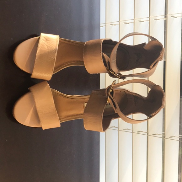 Steve Madden heels - Picture 1 of 3